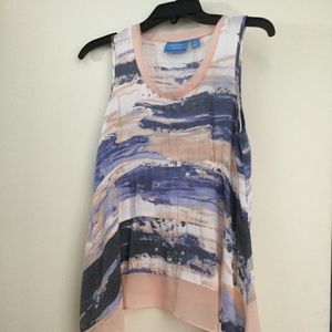 Sleeveless swing blouse
